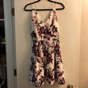 CHARLOTTE RUSSE White Floral Skater Dress